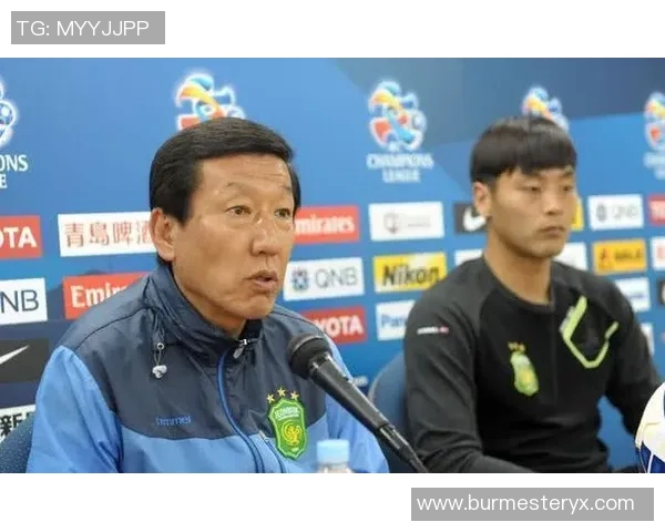 恒大足球明星太太们的生活与事业：她们背后的故事与荣耀